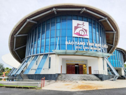  - Lãnh đạo tỉnh Cà Mau thăm và khảo sát công trình độc đáo tại phường Bạc Liêu