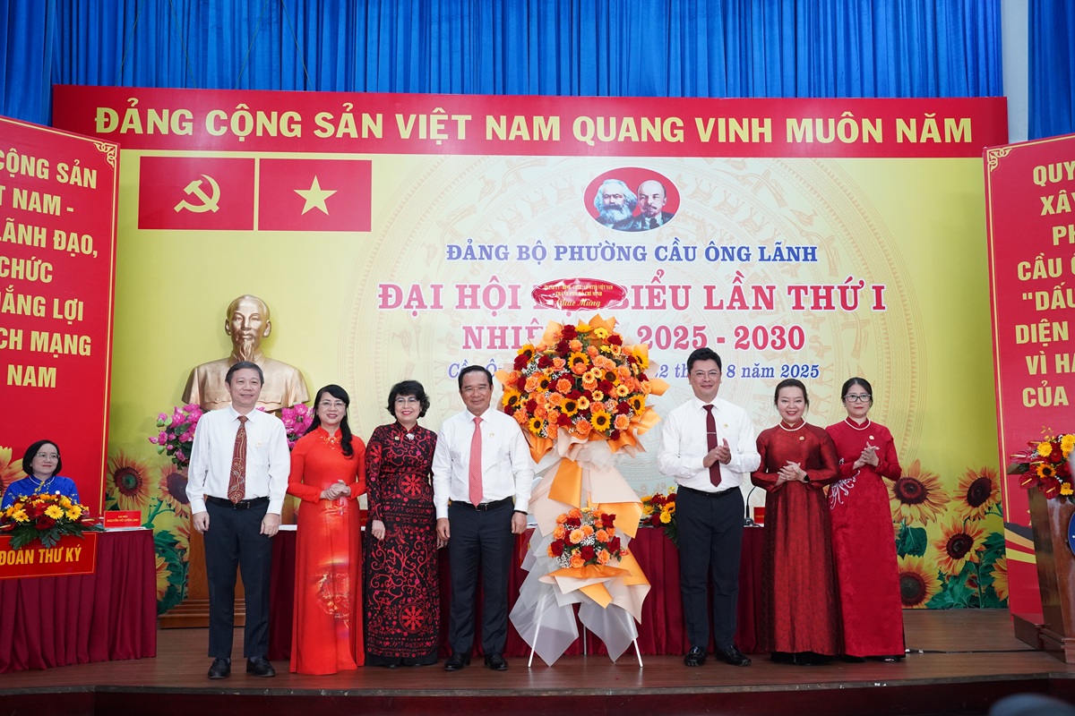 Phường Cầu Ông Lãnh: Đột phá chuyển đổi số, chỉnh trang đô thị, chăm lo an sinh - 1