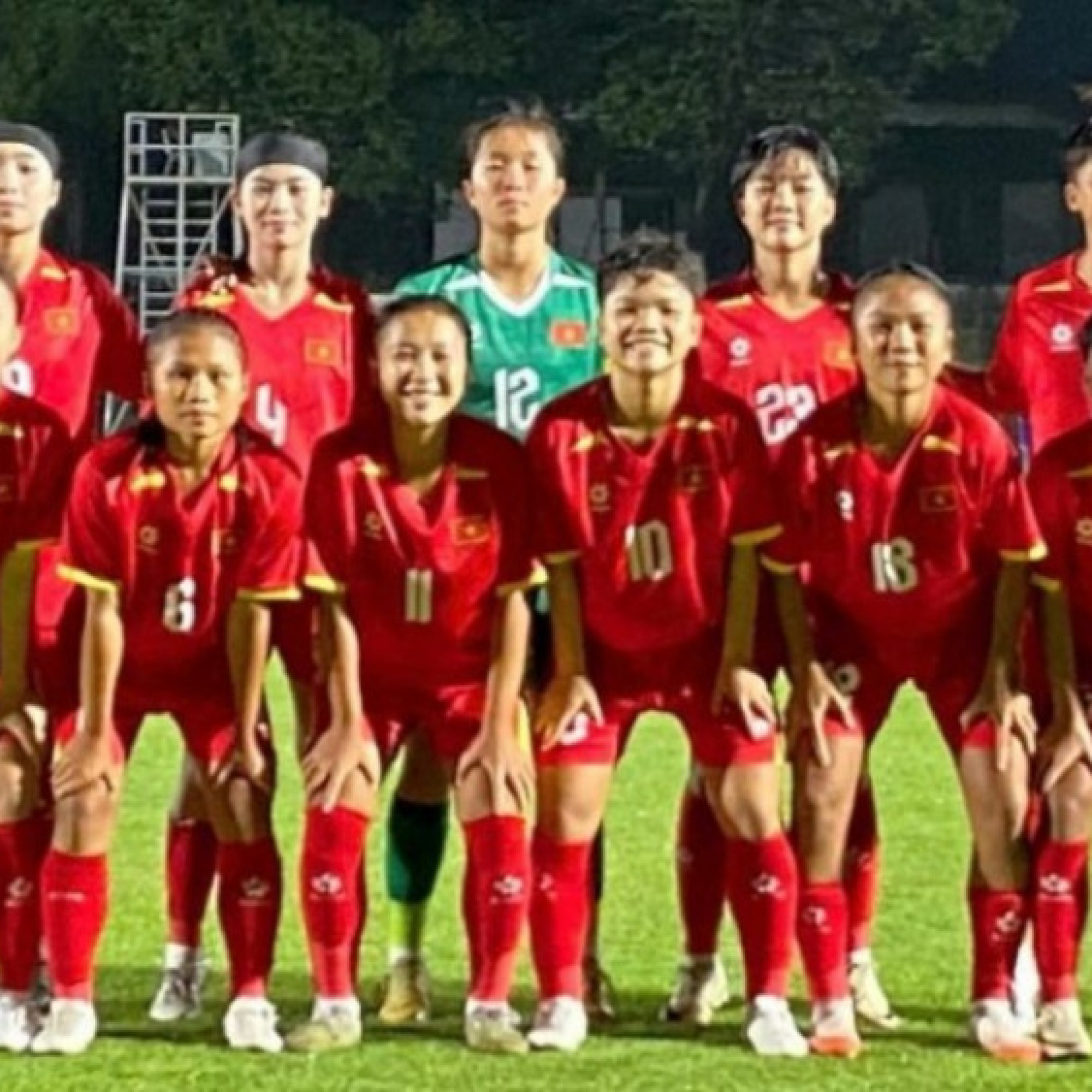  - Nữ cầu thủ Việt Nam ghi hat-trick, gây tiếng vang ở giải U16 Đông Nam Á