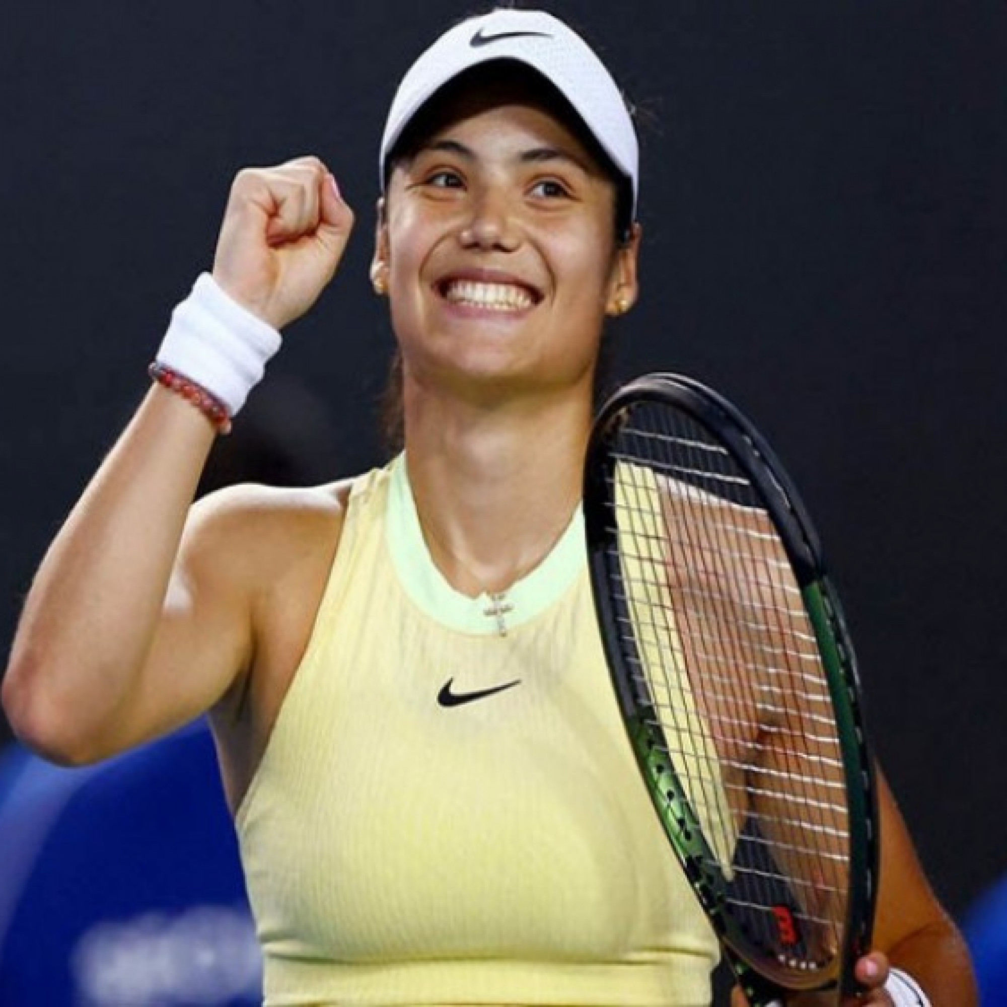  - Nóng nhất thể thao sáng 23/8: "Sharapova nước Anh" Raducanu kiếm bộn tiền trước US Open