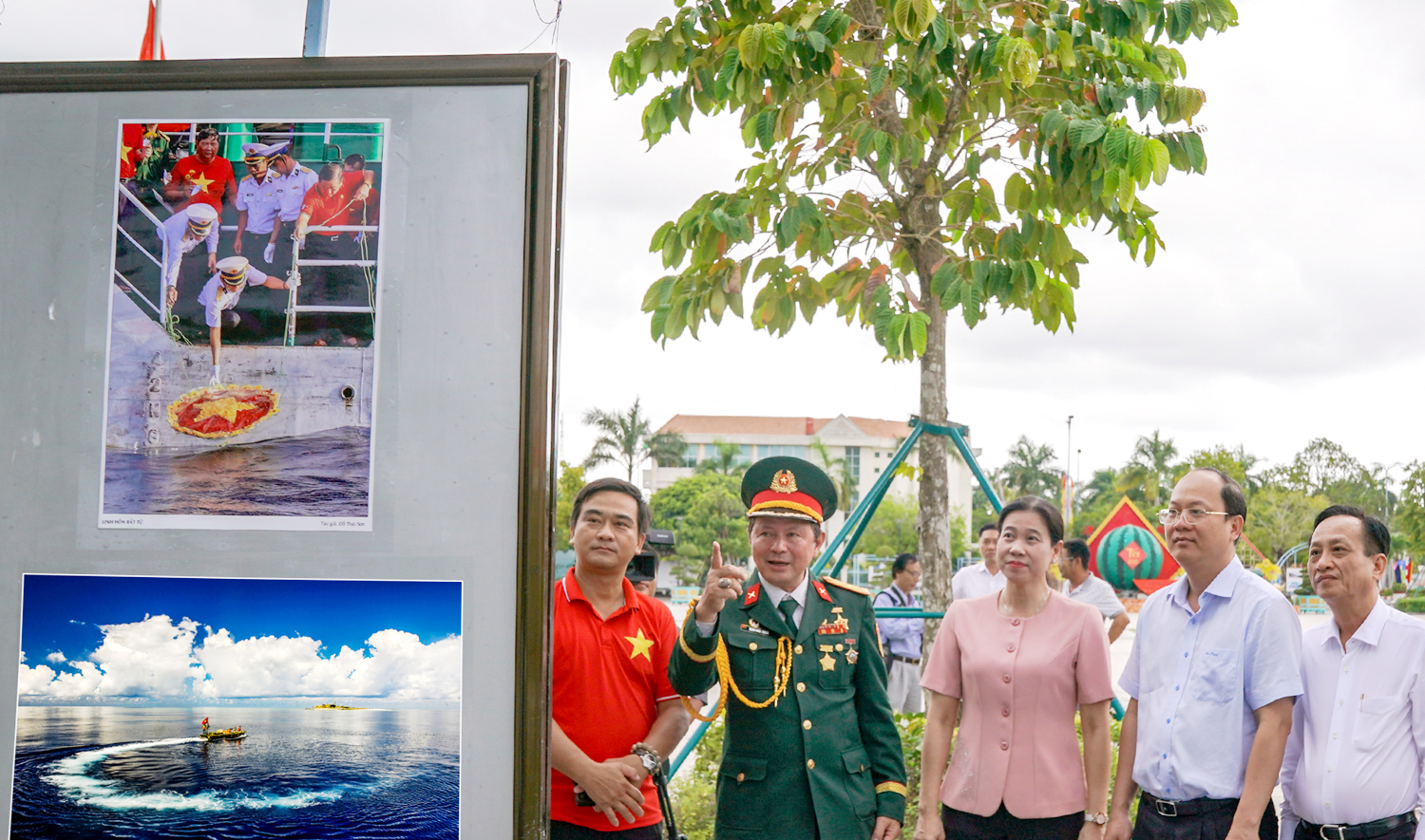 272 tác phẩm tham gia triển lãm ảnh nghệ thuật “Tình yêu biển, đảo quê hương” - 2