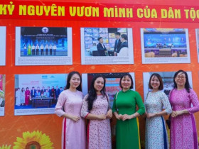  - Khai mạc triển lãm ảnh đặc biệt tại Vũng Tàu, kể chuyện lịch sử và khát vọng vươn lên của dân tộc