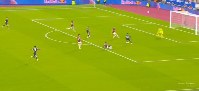 Chelsea vùi dập West Ham không cần Palmer: Còn hàng công nào đáng sợ hơn của "The Blues"? - 4