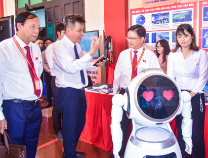  - Công nghệ và trí tuệ nhân tạo tại Đại hội đại biểu Đảng bộ UBND TP.HCM
