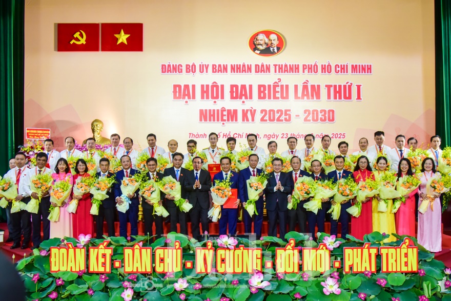 Chủ tịch UBND TP.HCM Nguyễn Văn Được làm Bí thư Đảng ủy UBND TP nhiệm kỳ 2025-2030 - 7