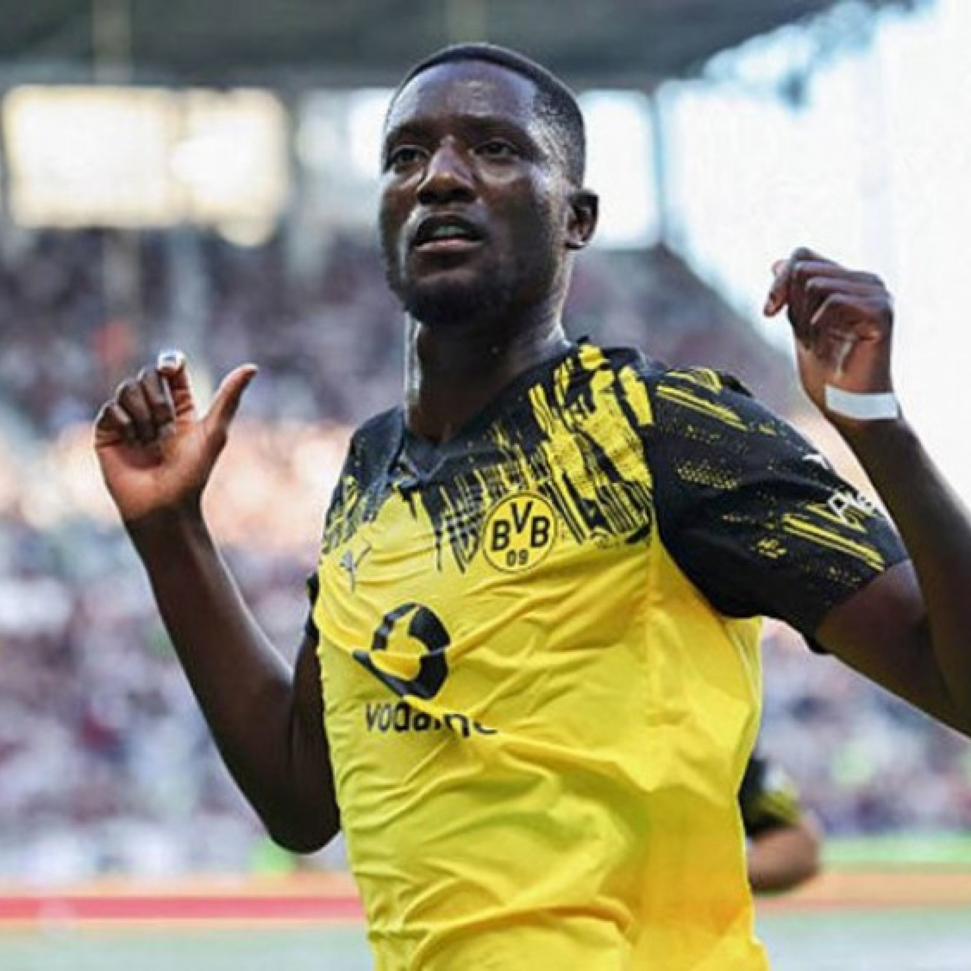  - Video bóng đá St. Pauli - Dortmund: Guirassy lại tạo sự khác biệt (Bundesliga)