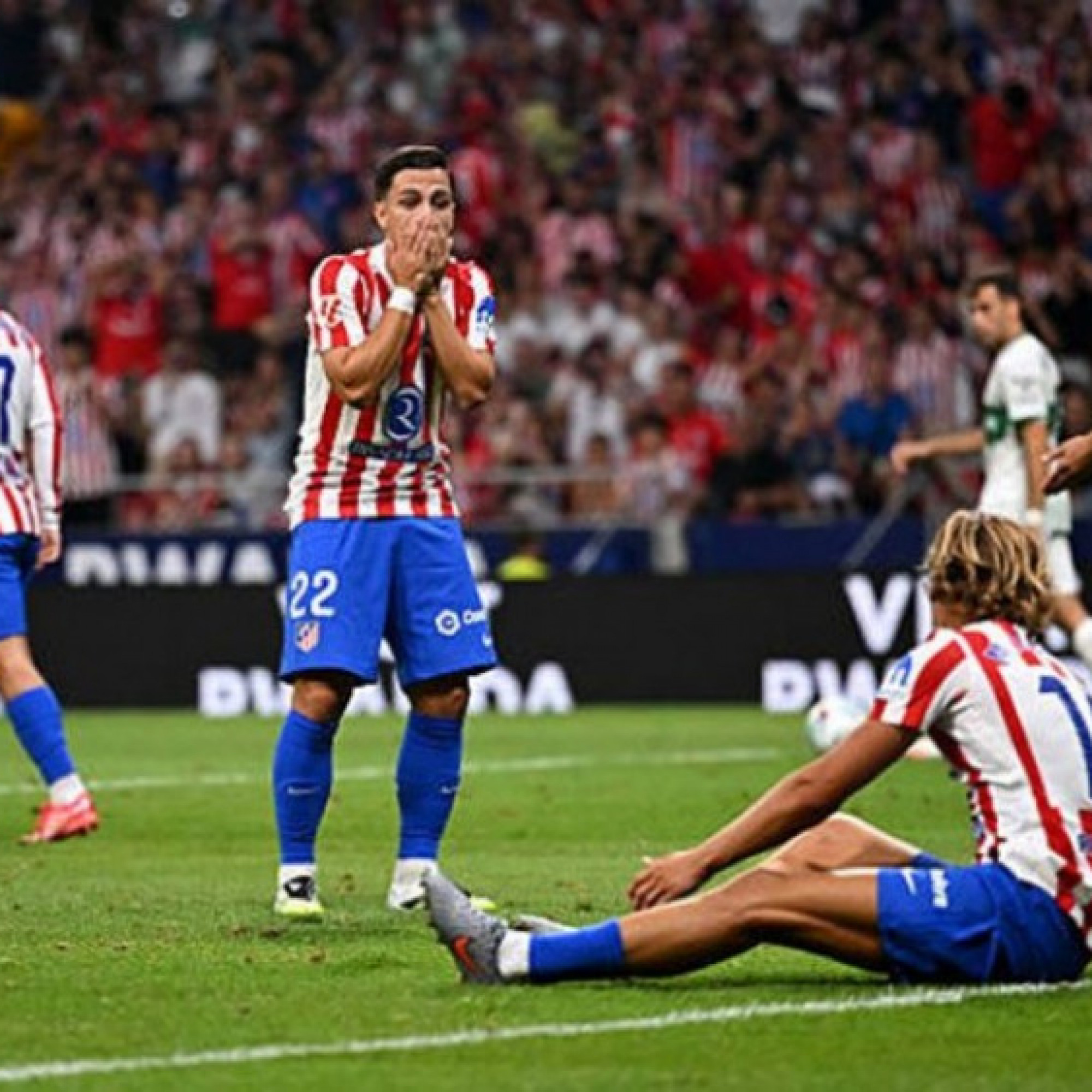  - Video bóng đá Atletico Madrid - Elche: Dọn tận miệng vẫn rơi đũa (La Liga)