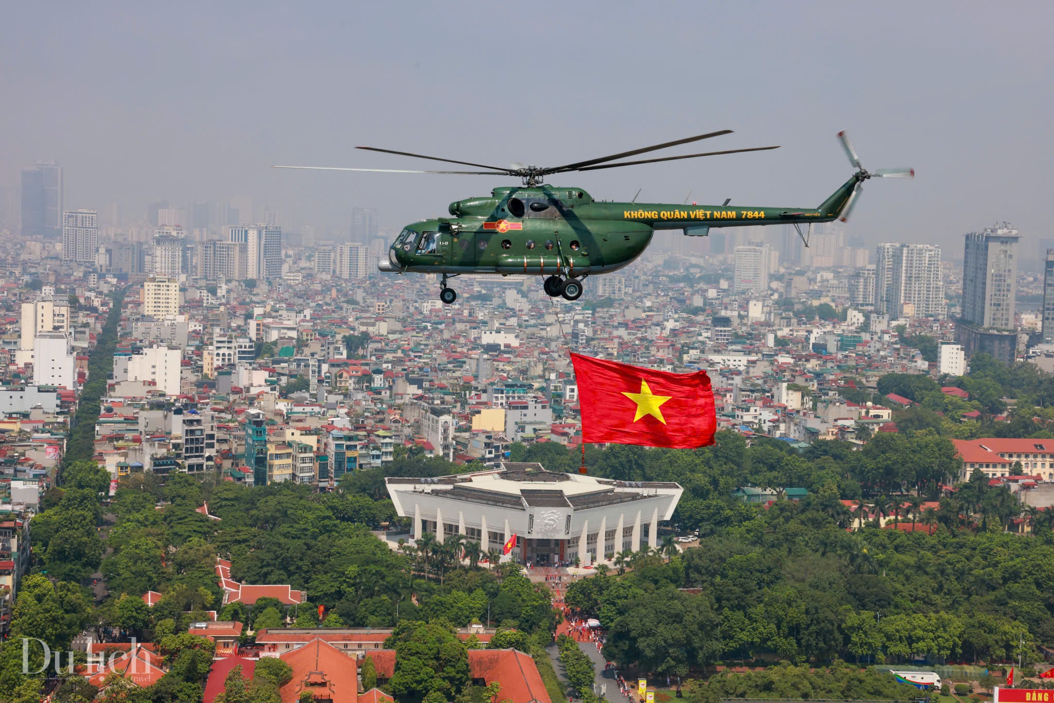 ngam nhin ve dep thu do tu bau troi - 5