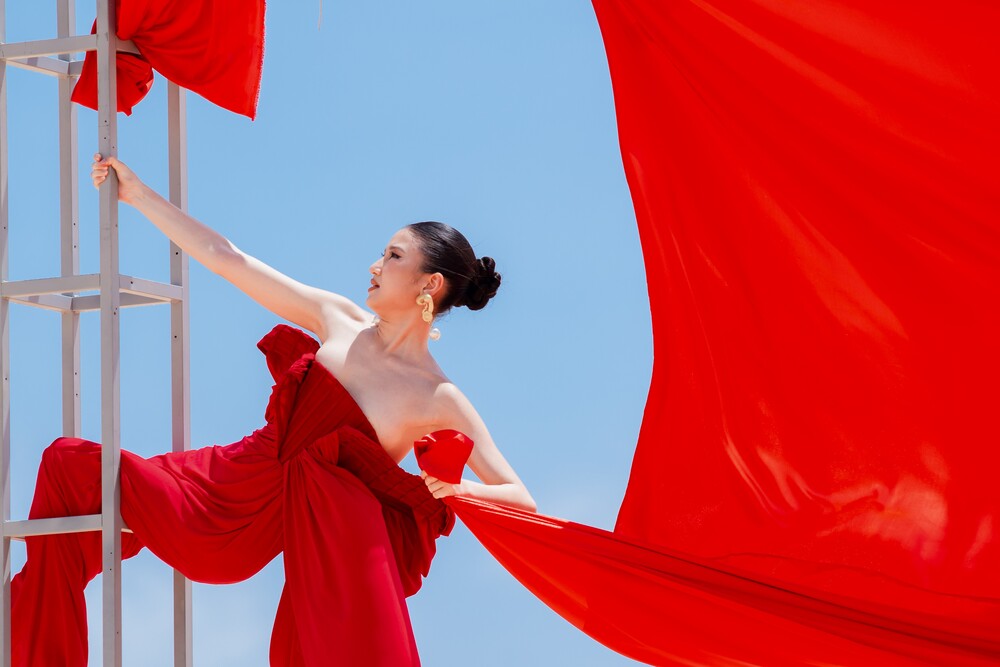 Vietnam’s Next Top Model 2025: Giang Phùng "vươn mình" như chiến binh, Trà My bật khóc - 3