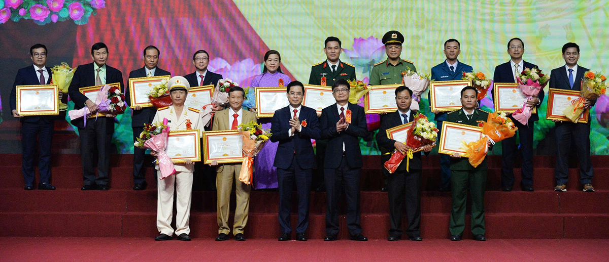 dai hoi thi dua yeu nuoc tinh quang ngai khoi day chuoi gia tri cao dep. - 12
