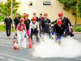  - Vợ chồng Phan Mạnh Quỳnh đối đầu trong Chiến Sĩ Quả Cảm