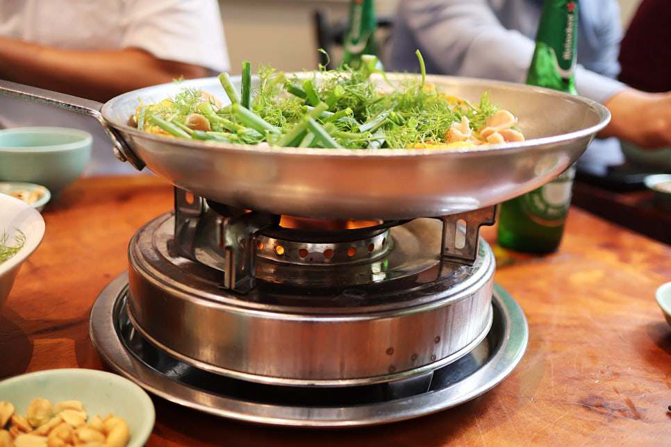 Khách Hàn mong trở lại Hà Nội vì trót "phải lòng" món đặc sản nổi tiếng - 4