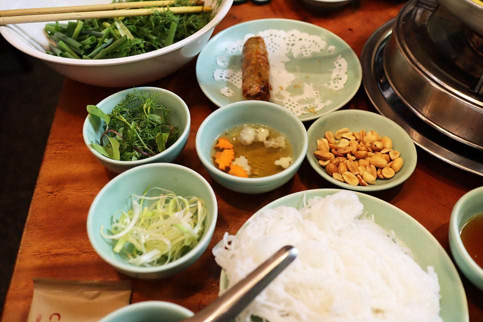 Khách Hàn mong trở lại Hà Nội vì trót "phải lòng" món đặc sản nổi tiếng - 5