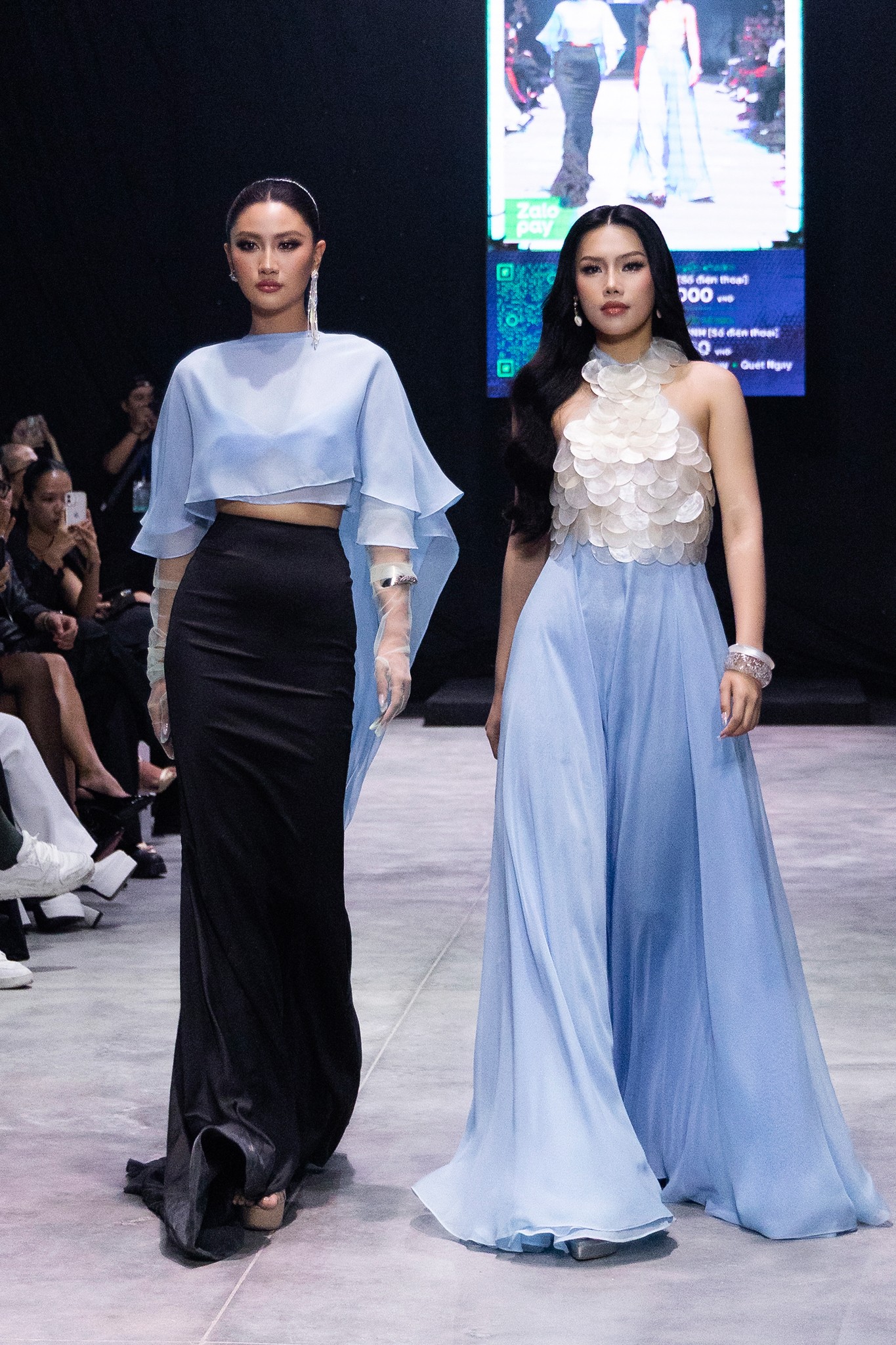 Hoa hậu Nguyễn Hoàng Phương Linh diễn vedette tại show thời trang và công nghệ - 4