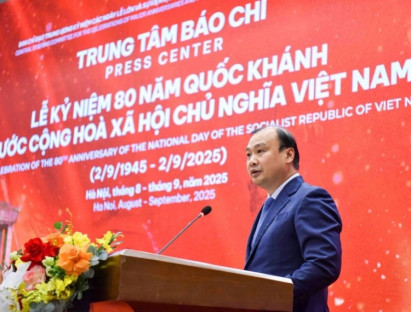  - Khai trương Trung tâm Báo chí Lễ kỷ niệm 80 năm Quốc khánh