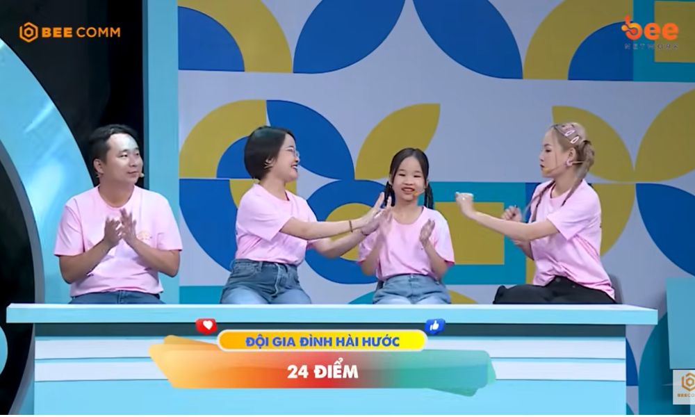 Nhà Mình Quá Đỉnh: Màn tranh giành “trai xinh, gái đẹp” của hai đội trưởng và MC Dương Hồng Phúc khiến trường quay náo loạn - 3