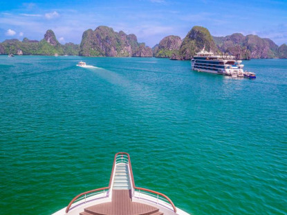  - Tỷ phú thế giới đi trực thăng đến Quảng Ninh dịp Quốc Khánh