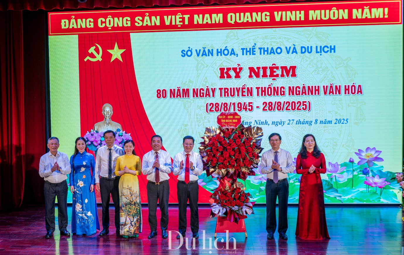 Quảng Ninh kỷ niệm 80 năm Ngày truyền thống ngành Văn hoá - 1