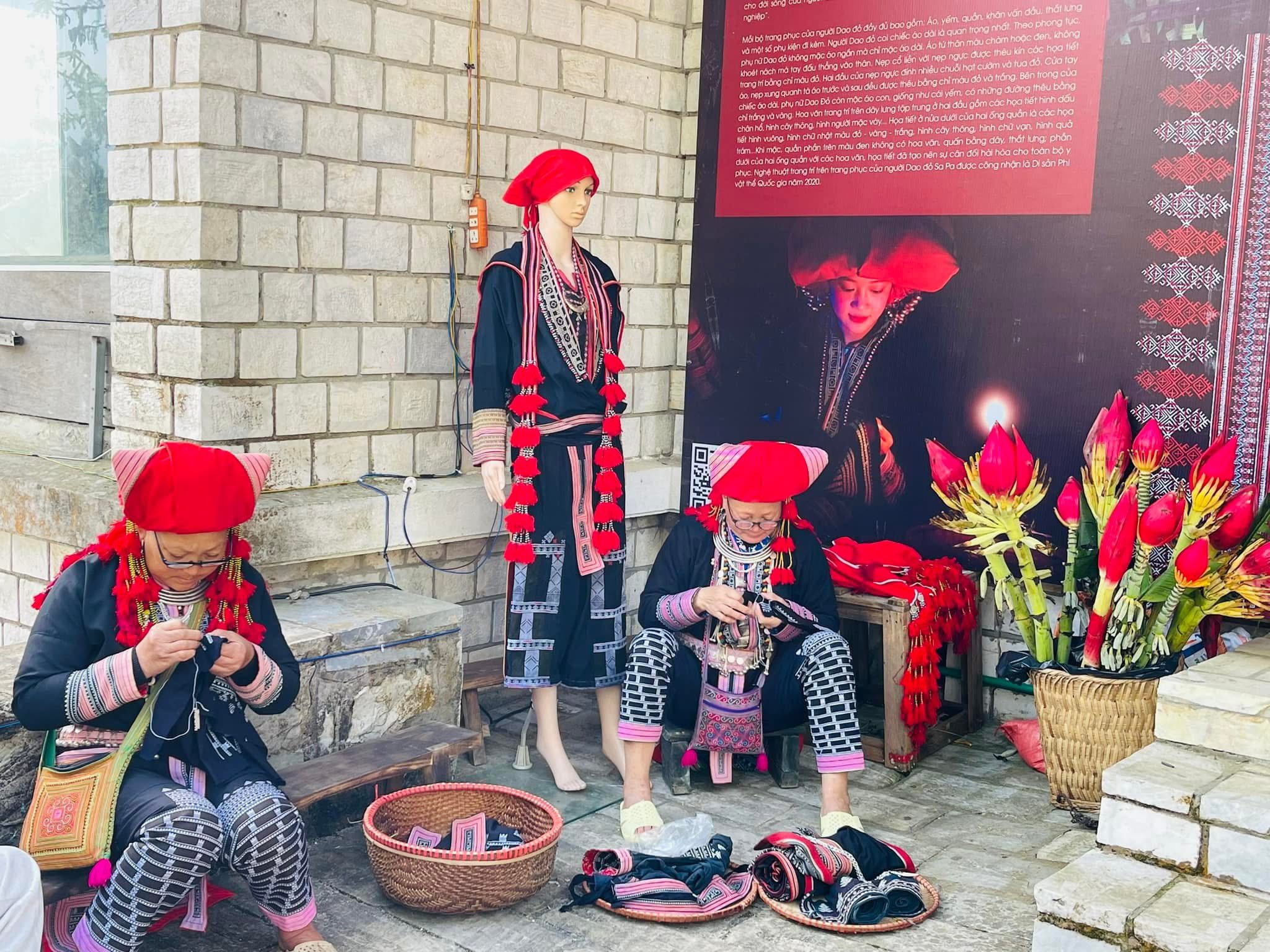 'Nghiêng say mùa thu' chào mừng Quốc khánh ở Lào Cai - 3