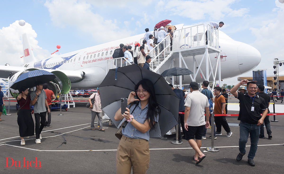 an tuong manh tai trien lam thanh tuu dat nuoc voi ‘khat vong bau troi’ - 7