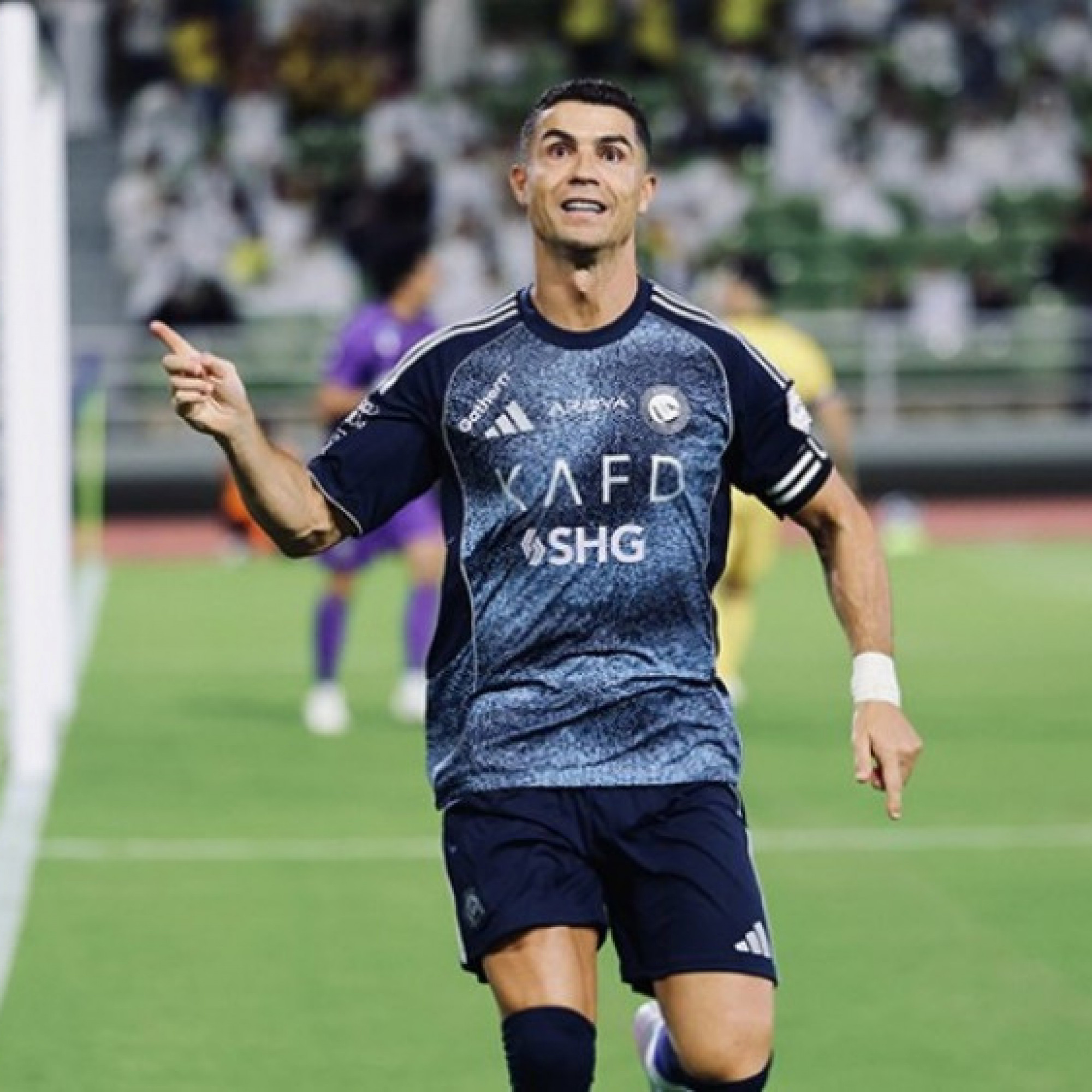  - Video bóng đá Al Taawoun - Al Nassr: Ronaldo lập kỷ lục, Felix ghi hat-trick (Saudi Pro League)