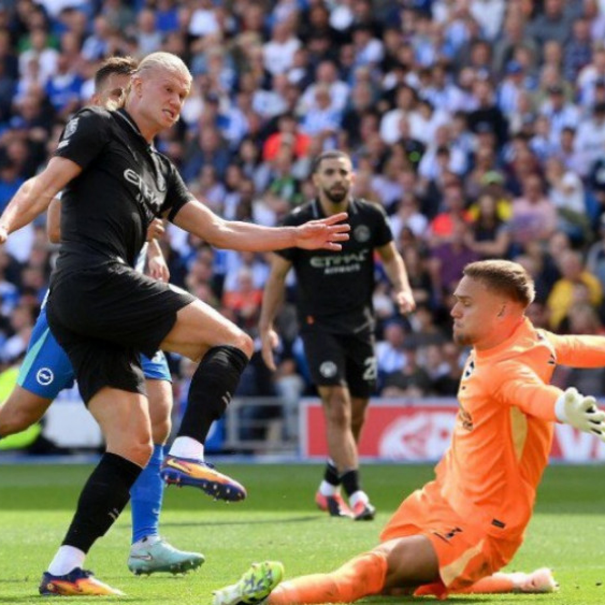  - Kết quả bóng đá Brighton - Man City: Haaland lập công mừng cột mốc 100 trận (Ngoại hạng Anh)