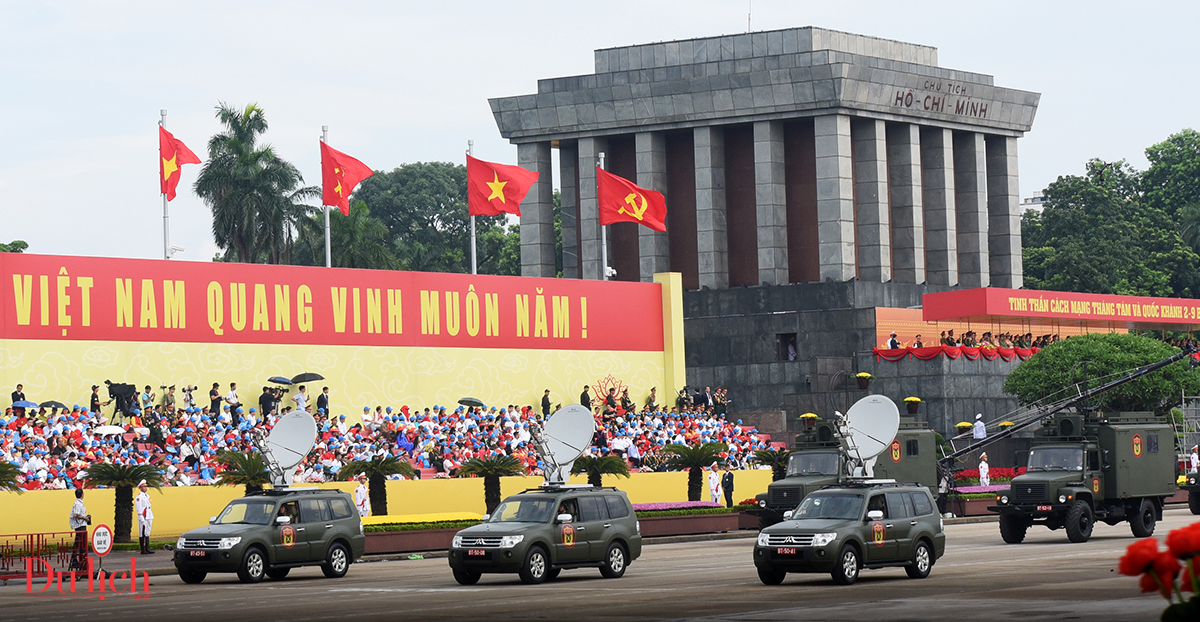 gian khi tai hien dai trong tong duyet cap nha nuoc le ky niem, dieu binh quoc khanh 2/9 - 13