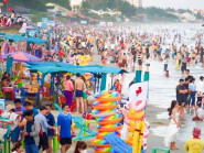 Du lịch khởi sắc dịp lễ 2/9: Vũng Tàu (TP.HCM) đông nghịt, Huế và Đà Nẵng lập kỷ lục khách