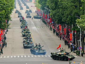  - Hải - lục - không quân cùng dàn khí tài hiện đại diễu binh mừng 80 năm Quốc khánh