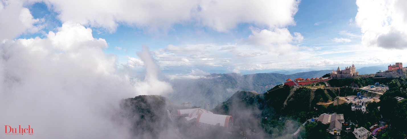 cau vang o ba na hills, diem den an tuong cua du lich da nang - 7