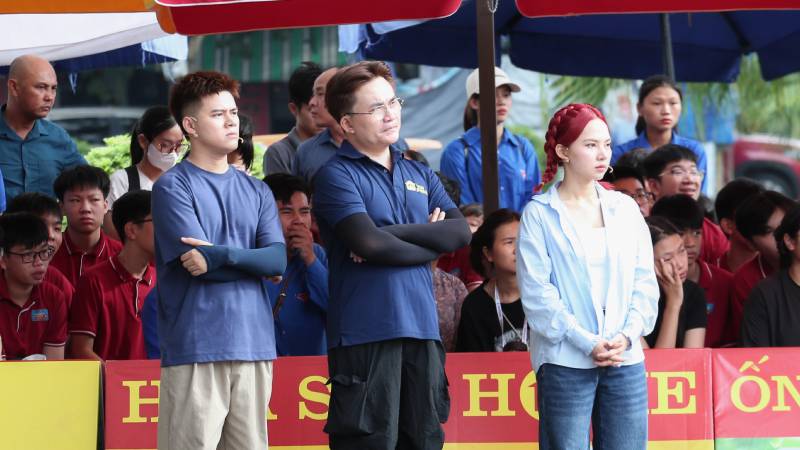 Đại Nghĩa, Ngô Lan Hương và Nguyễn Thái Học lặng người trước những bất hạnh của cậu bé mồ côi - 1