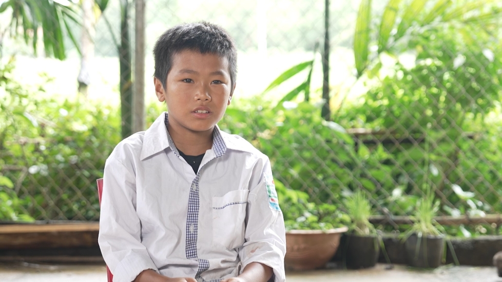 Đại Nghĩa, Ngô Lan Hương và Nguyễn Thái Học lặng người trước những bất hạnh của cậu bé mồ côi - 6