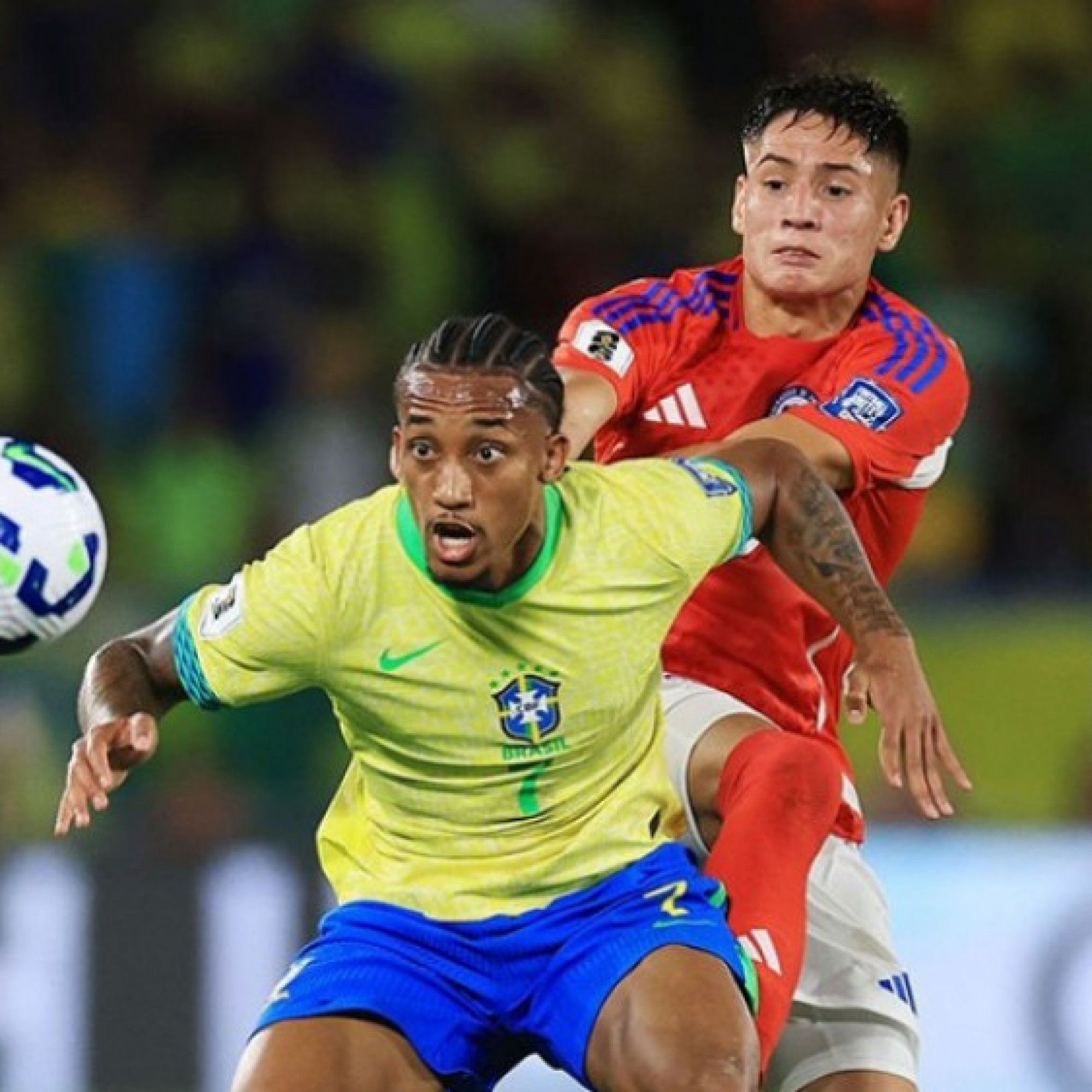  - Video bóng đá Brazil - Chile: Dàn sao Ngoại hạng Anh tỏa sáng (Vòng loại World Cup)