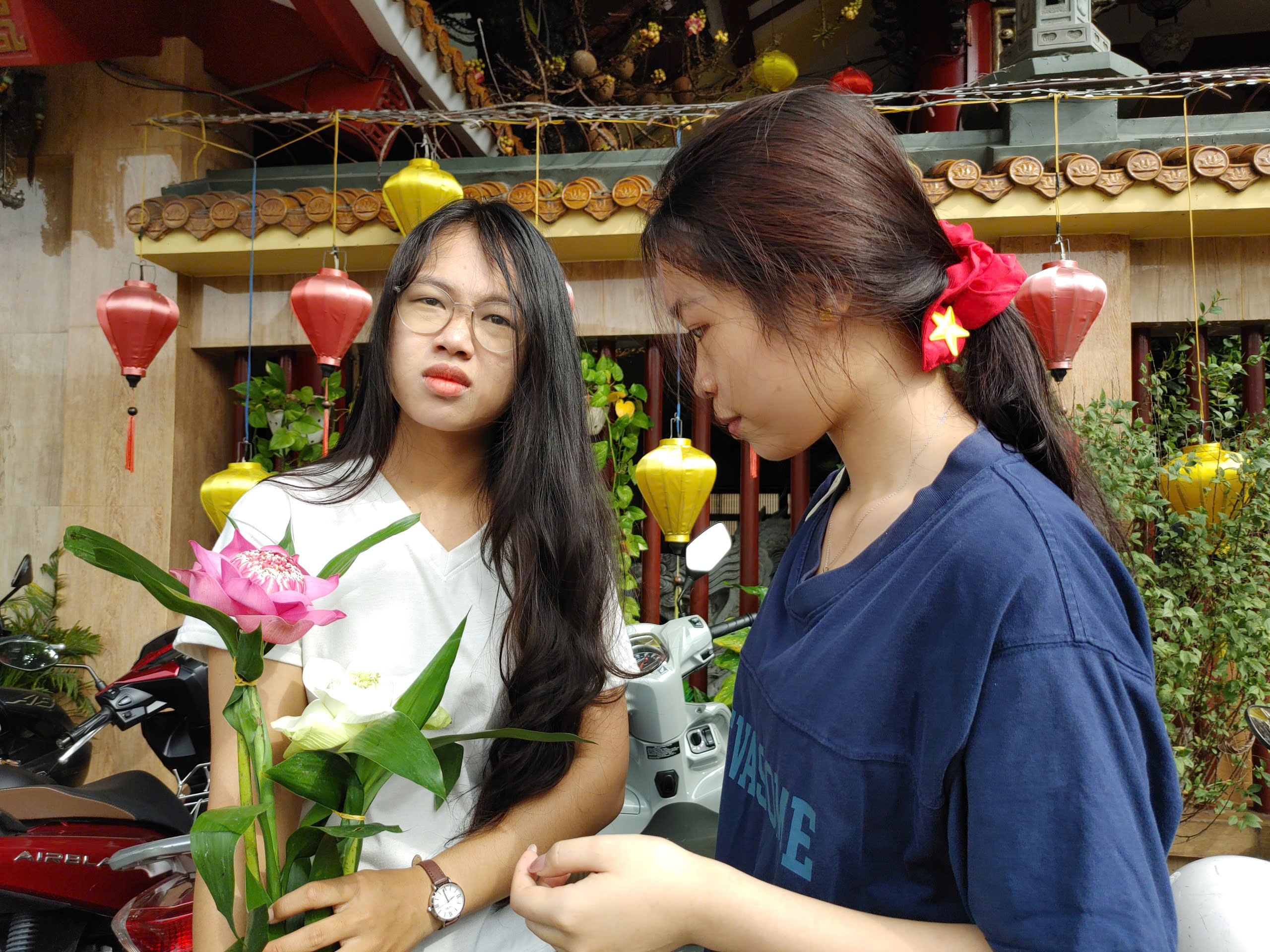 Lễ Vu Lan: Thổn thức trái tim của những người con hướng đến cha mẹ - 13