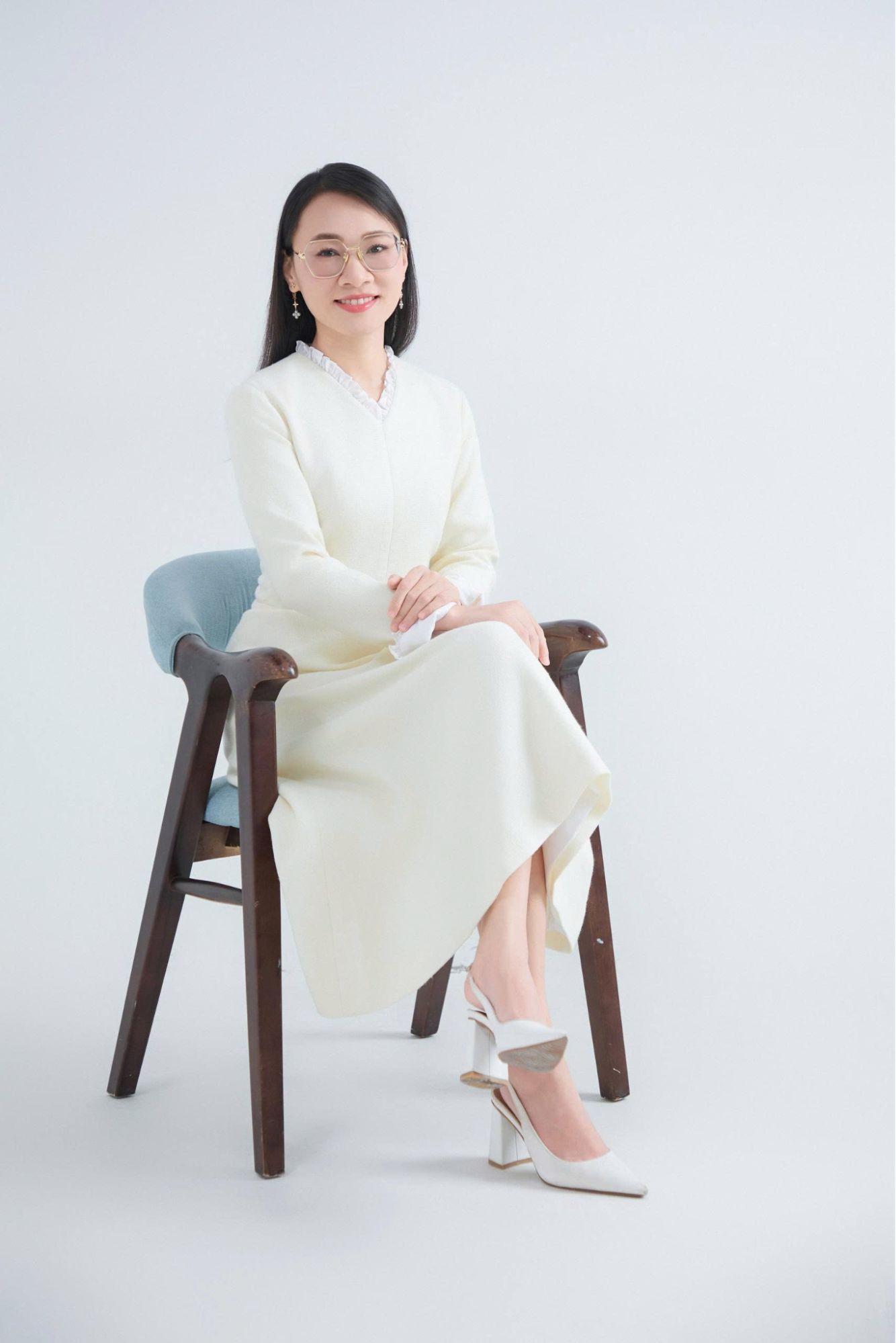 Thị trường mỹ phẩm Việt Nam 2025 và một vài năm tới: Góc nhìn từ người trong nghề Hồng Phương - 2