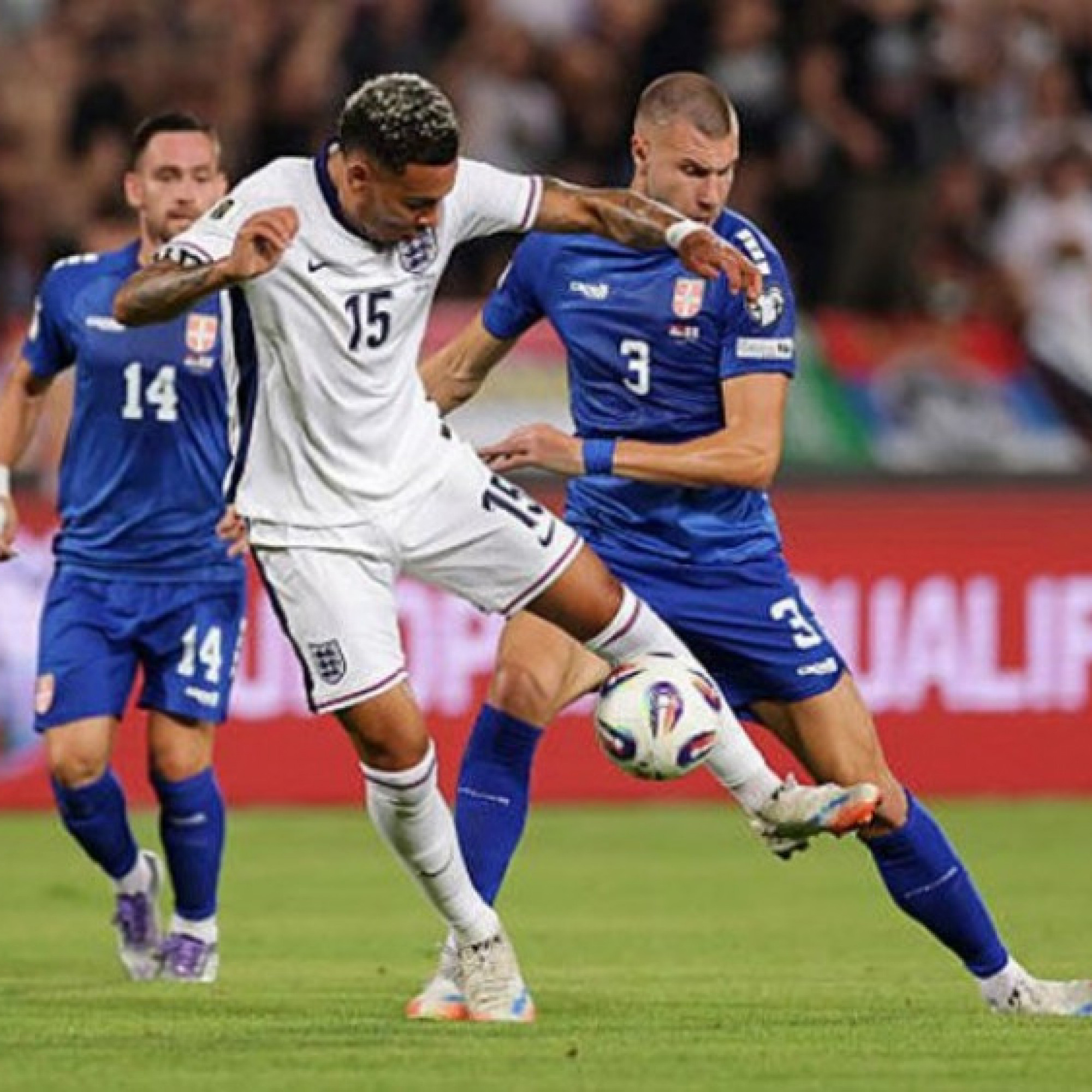  - Video bóng đá Serbia - Anh: Đột biến từ thủ quân (Vòng loại World Cup)