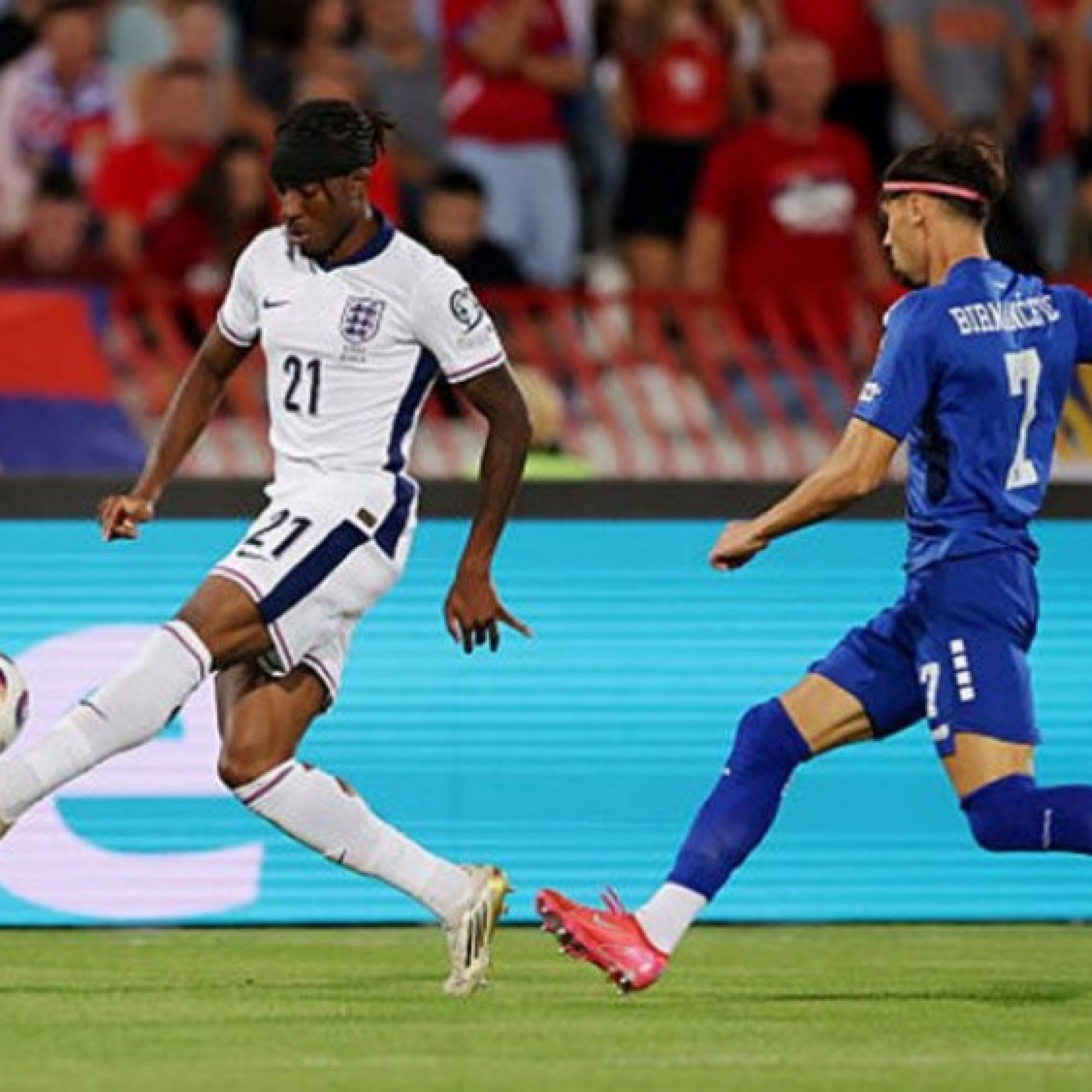  - Trực tiếp bóng đá Serbia - Anh: Watkins kiếm penalty, Rashford ghi bàn thứ 5 (Vòng loại World Cup)