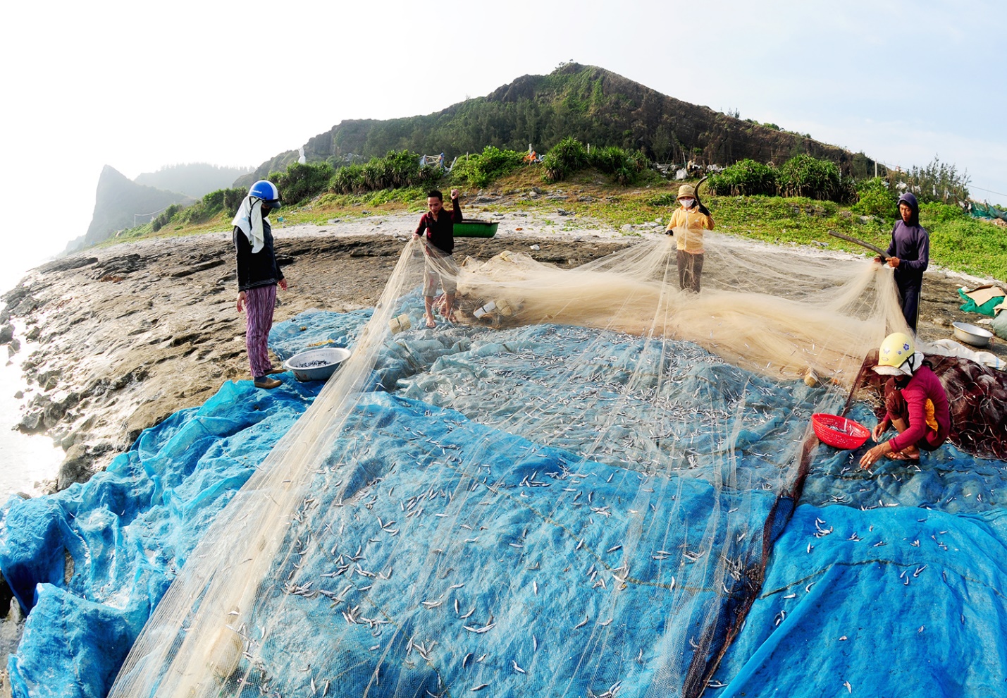 dung nham nui lua trieu nam co hinh thu ky la tro thanh di tich quoc gia - 14