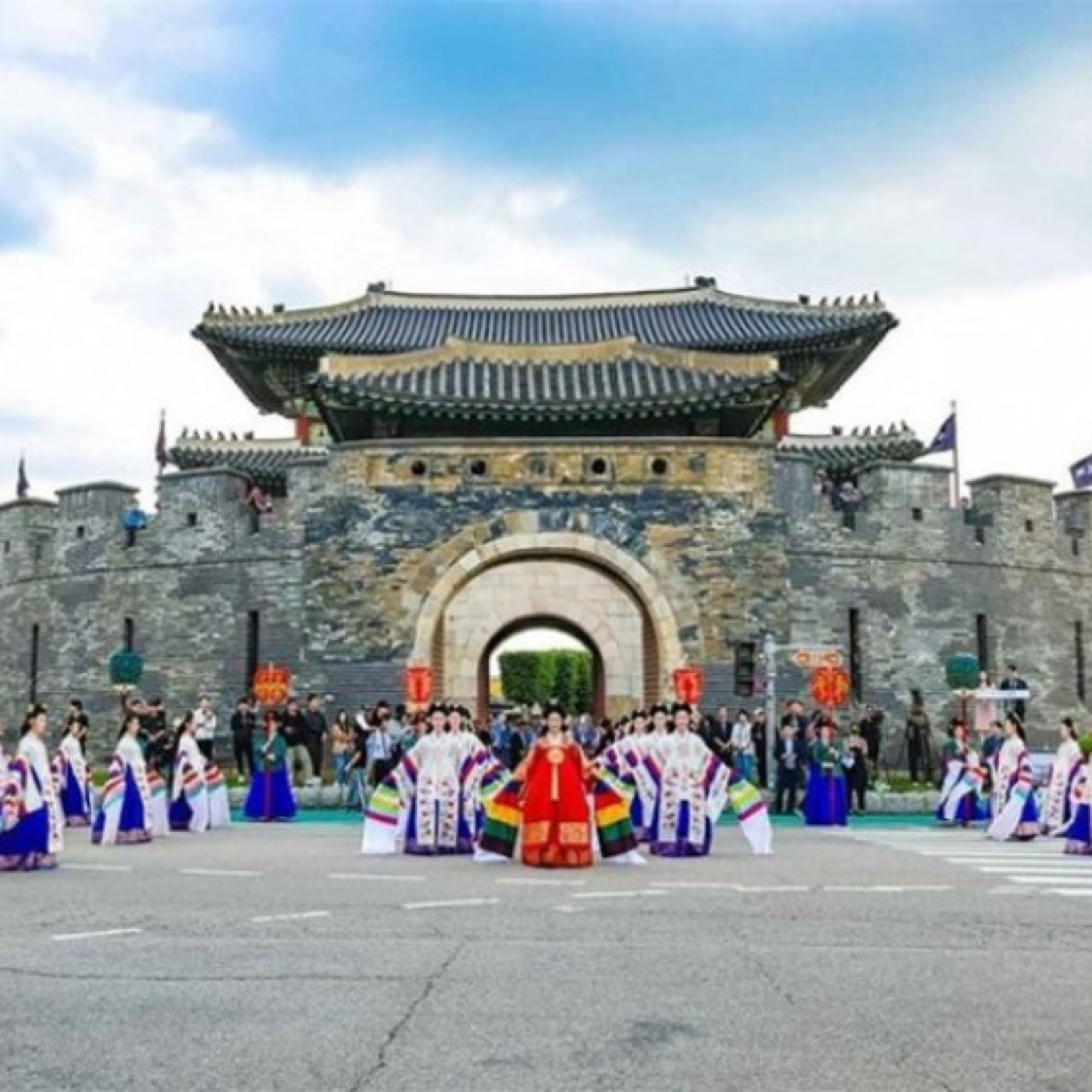  - Di sản UNESCO giữa lòng Hàn Quốc - Lễ hội Suwon Hwaseong