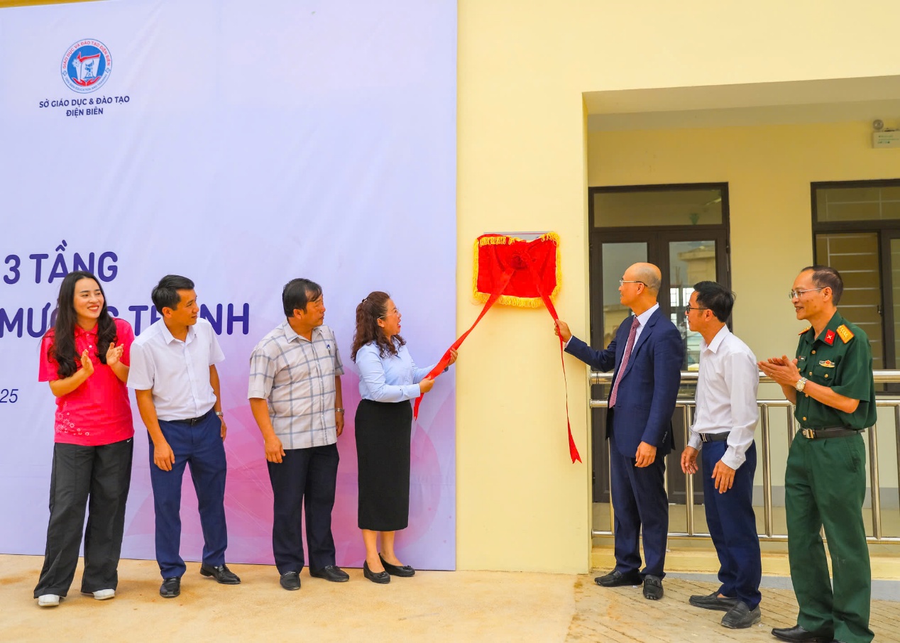 dien bien: khanh thanh cong trinh lop hoc gan 7 ty dong - 4