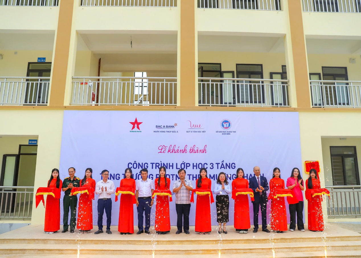 dien bien: khanh thanh cong trinh lop hoc gan 7 ty dong - 3