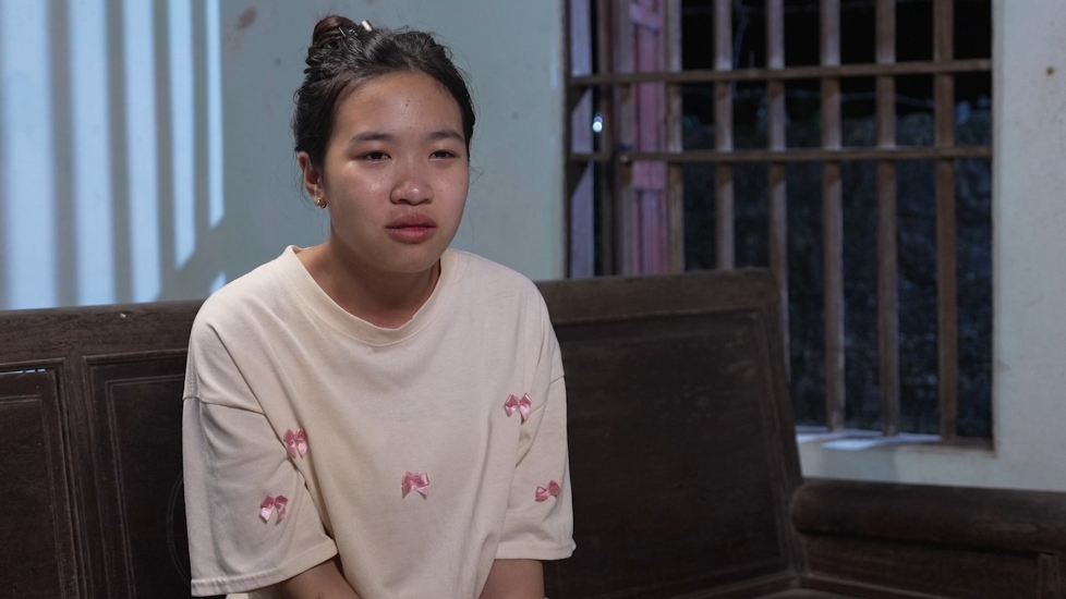 Thanh Thảo và Hà Myo bật khóc trước cô bé mồ côi, sống một mình trong ngôi nhà cũ do ông ngoại để lại - 4