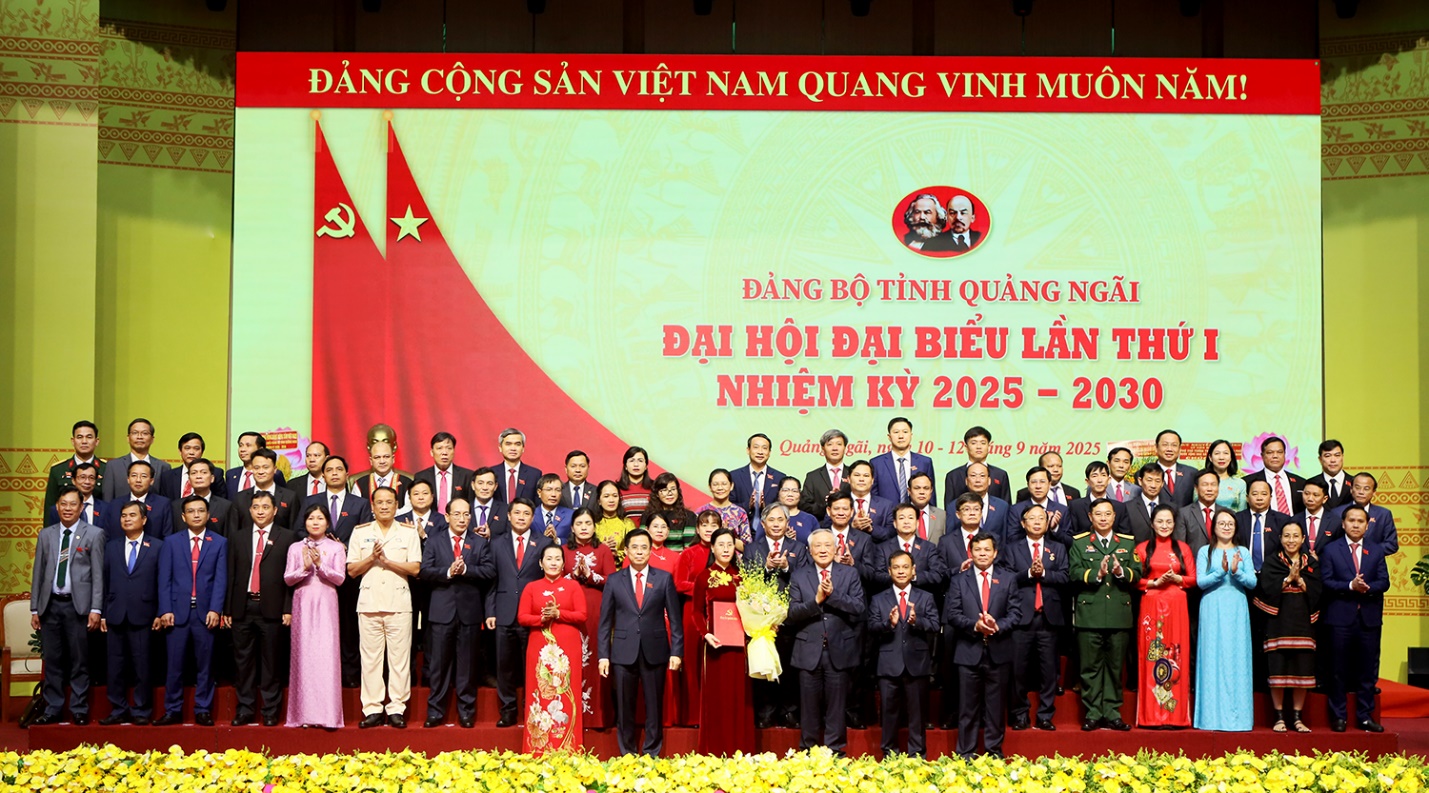 quang ngai to chuc dai hoi dai bieu dang bo cap tinh dau tien tren ca nuoc - 16