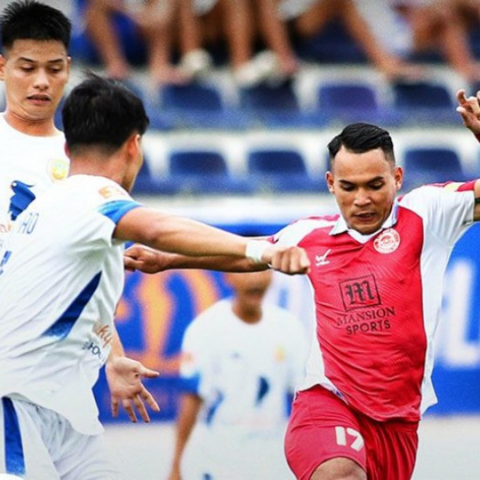  - Video bóng đá TP.HCM - Đồng Tháp: Minh Phương đấu Thanh Bình, bước ngoặt quả tạt thành bàn (Cúp quốc gia)
