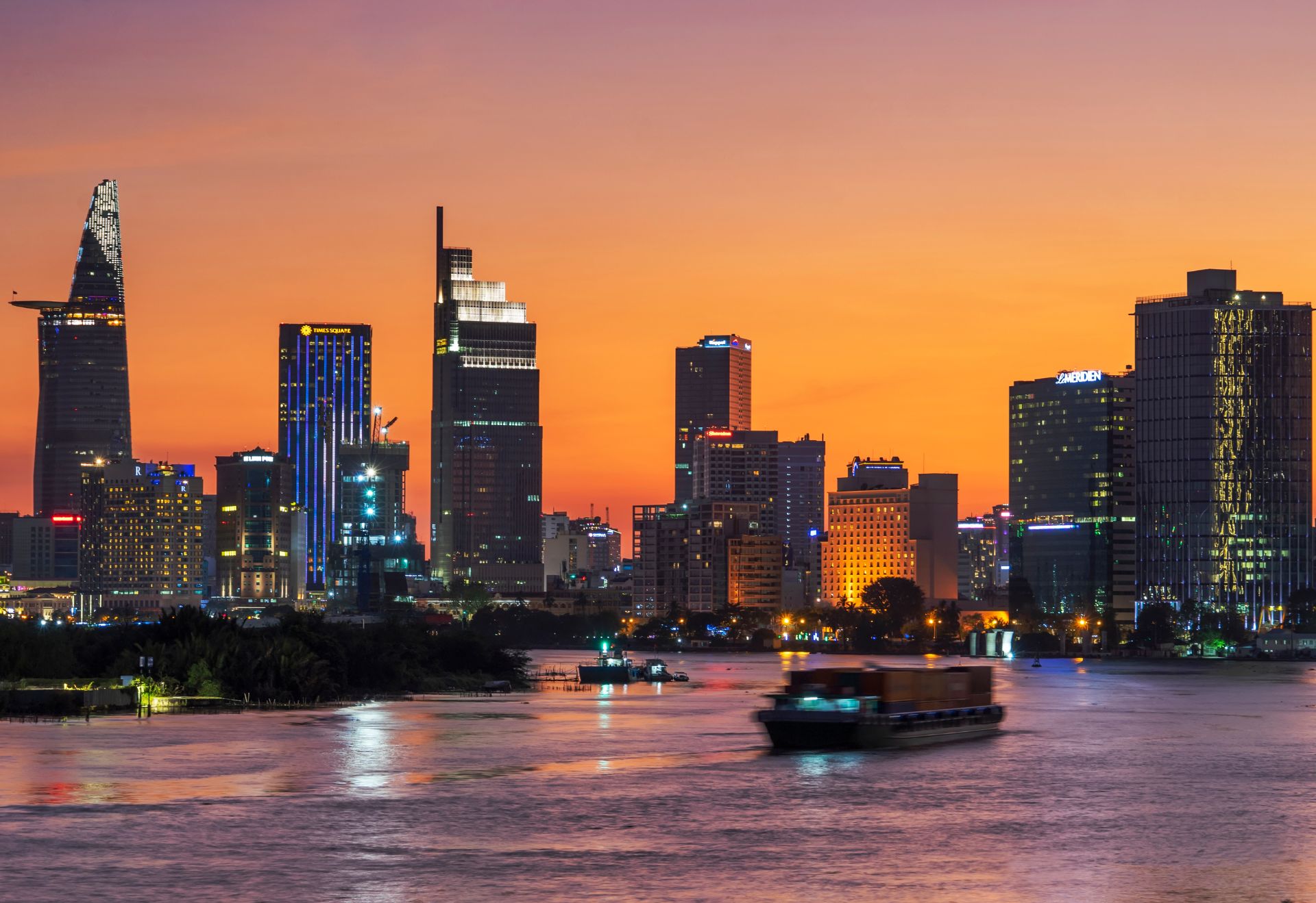 vi vu tp.hcm moi: khi tam nhin chien luoc bien thanh trai nghiem ngot ngao - 17
