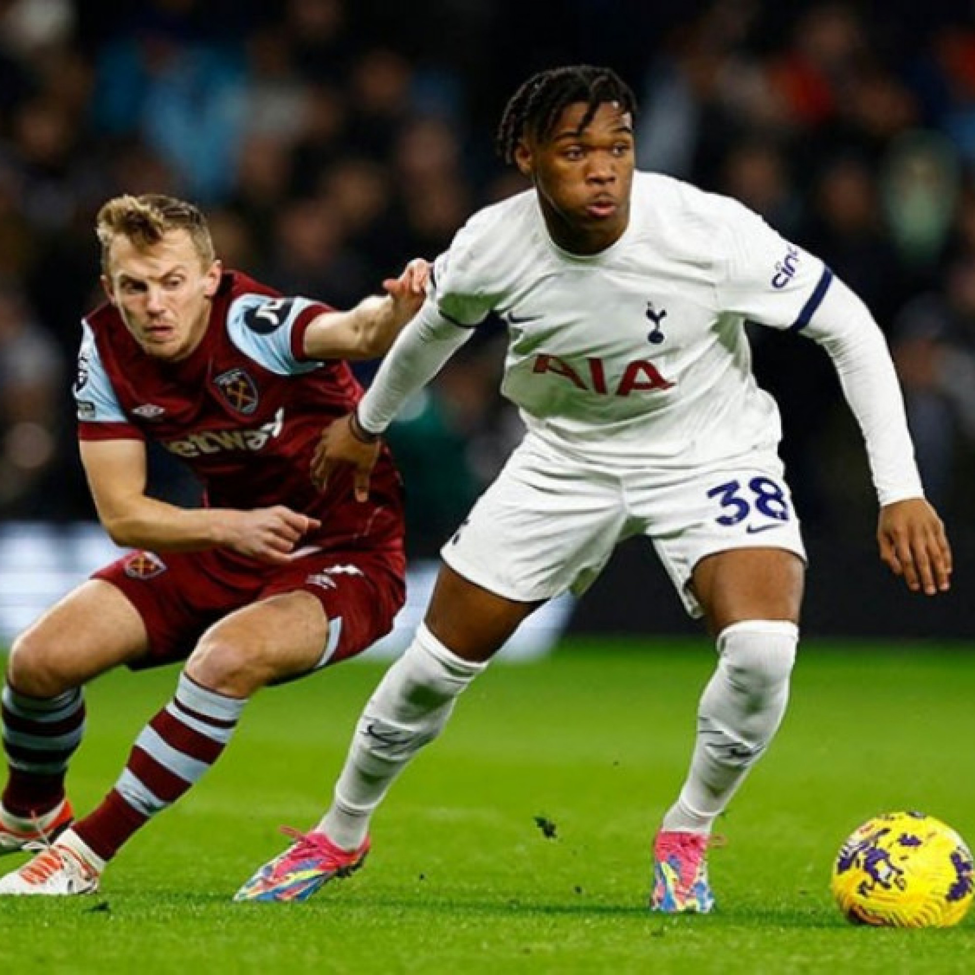  - Trực tiếp bóng đá West Ham - Tottenham: Mục tiêu hướng đến ngôi đầu (Ngoại hạng Anh)