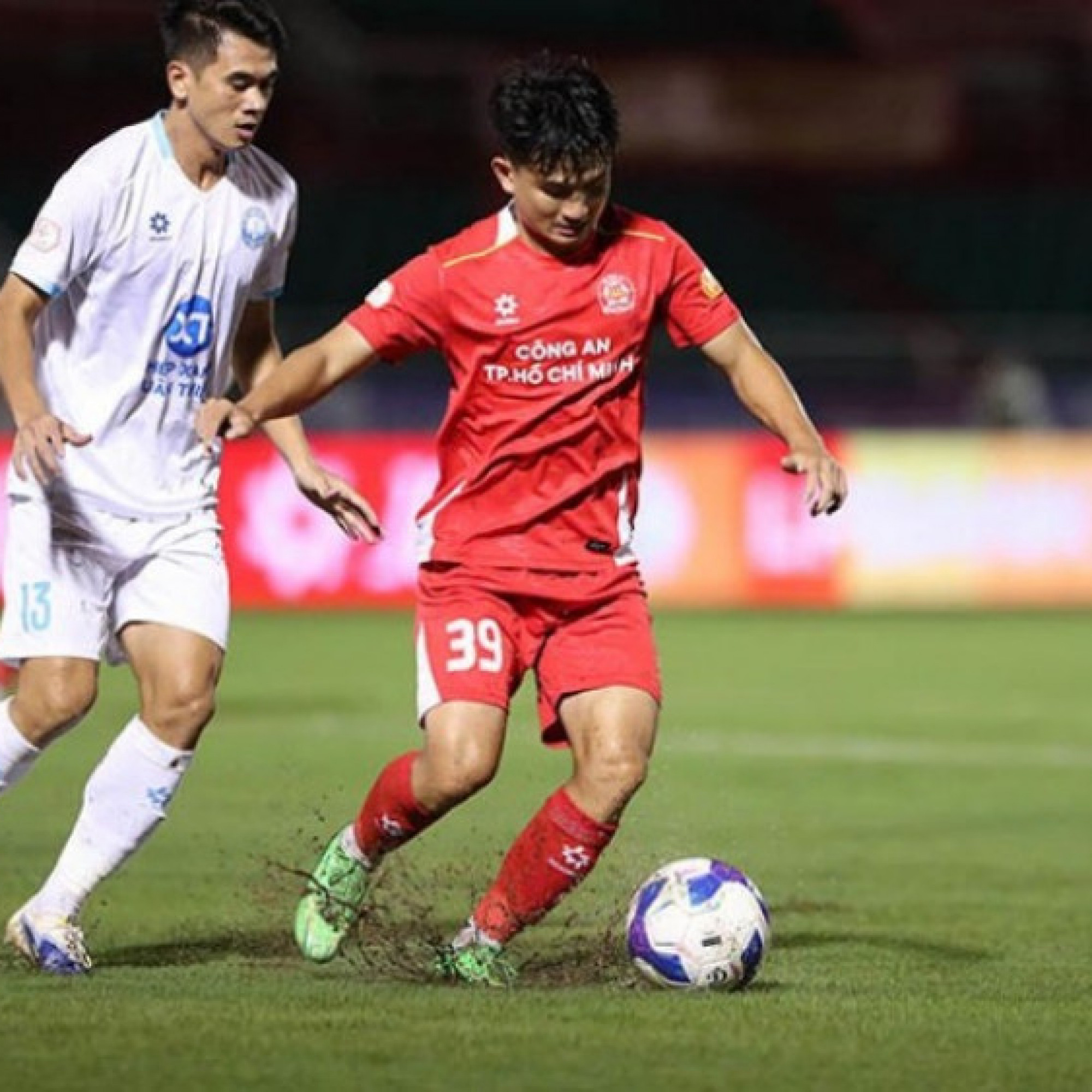  - Video bóng đá Công an TP HCM - Nam Định: Tiếc nuối phút 45+4 (V-League)