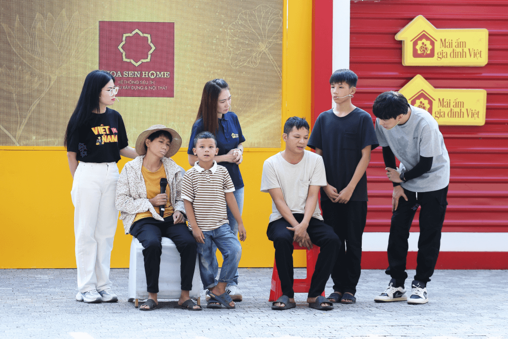 Diễn viên B Trần và ca sĩ Hà Myo góp sức mang về hơn 100 triệu cho các em nhỏ trong tập 151 Mái ấm gia đình Việt - 3