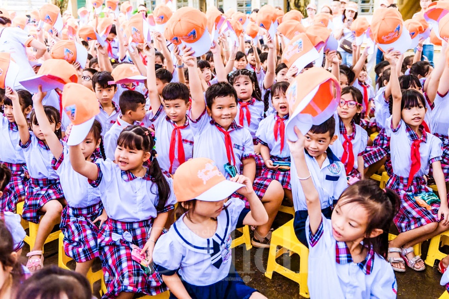Hành trình lan tỏa yêu thương đến những trái tim nhỏ vùng xa - 6