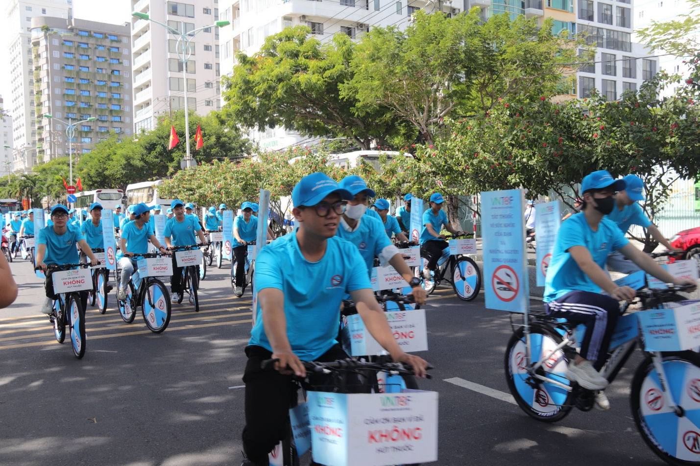 Nhà hàng, khách sạn ở Khánh Hòa thực hiện môi trường không khói thuốc - 3